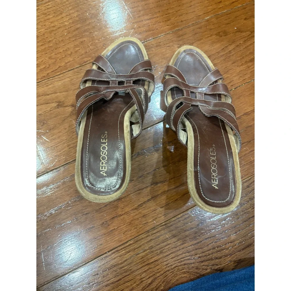 Aerosoles Wedge Sandals Women Size 8.5 Brown Leather‎ Strappy Slip On Wood Heel